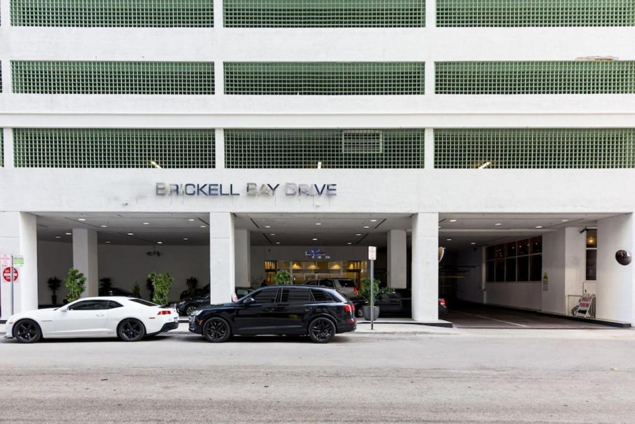 3br Airbnb Friendly With Ocean View And Balcony * Miami
