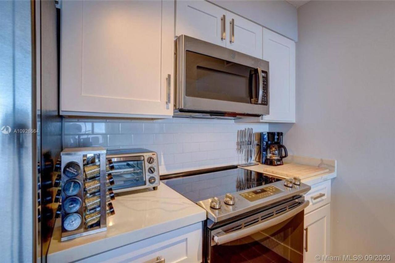 3br Airbnb Friendly With Ocean View And Balcony * Miami
